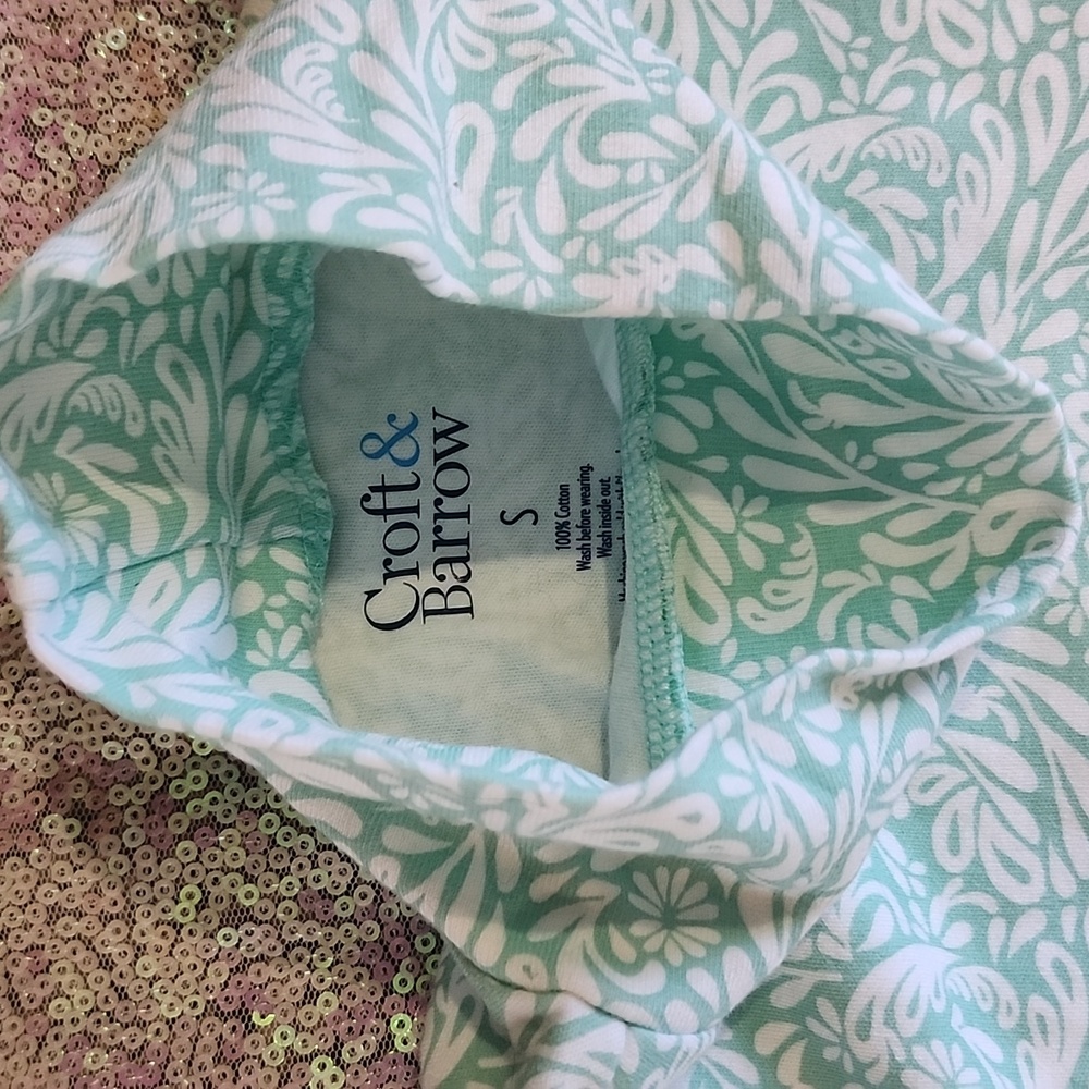 Croft & Barrow Mint & White Floral Patterned Long Sleeve Turtleneck NWOT SMALL - Picture 2 of 2